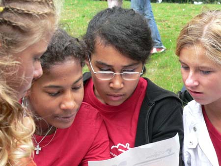 05-08-13n040Drachenboot