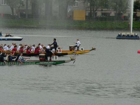 05-08-13n099Drachenboot