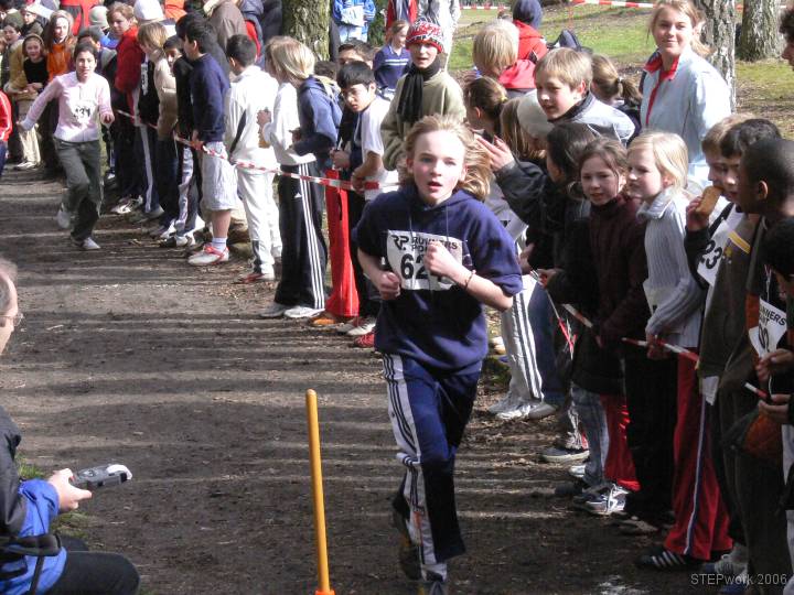 06-04-05n038WaldlaufSchule 