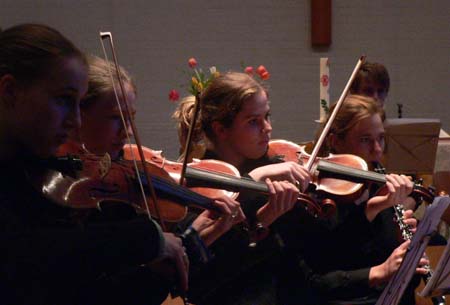 05-04-08n011Oberstufenkonzert-Kirche