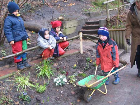 04-04-06n128Kindergarten