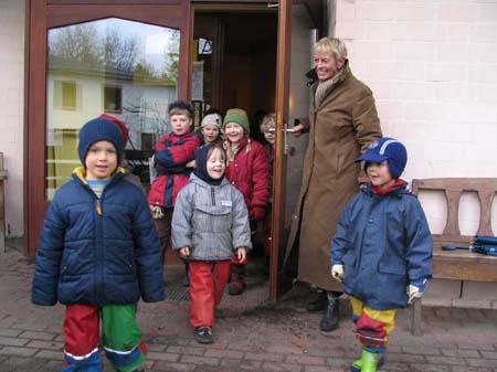 04-04-06n137Kindergarten